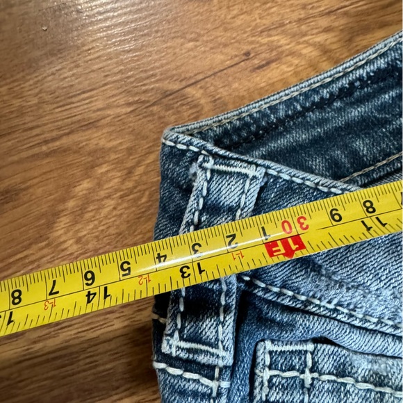 Silver Jeans - Picture 4 of 6